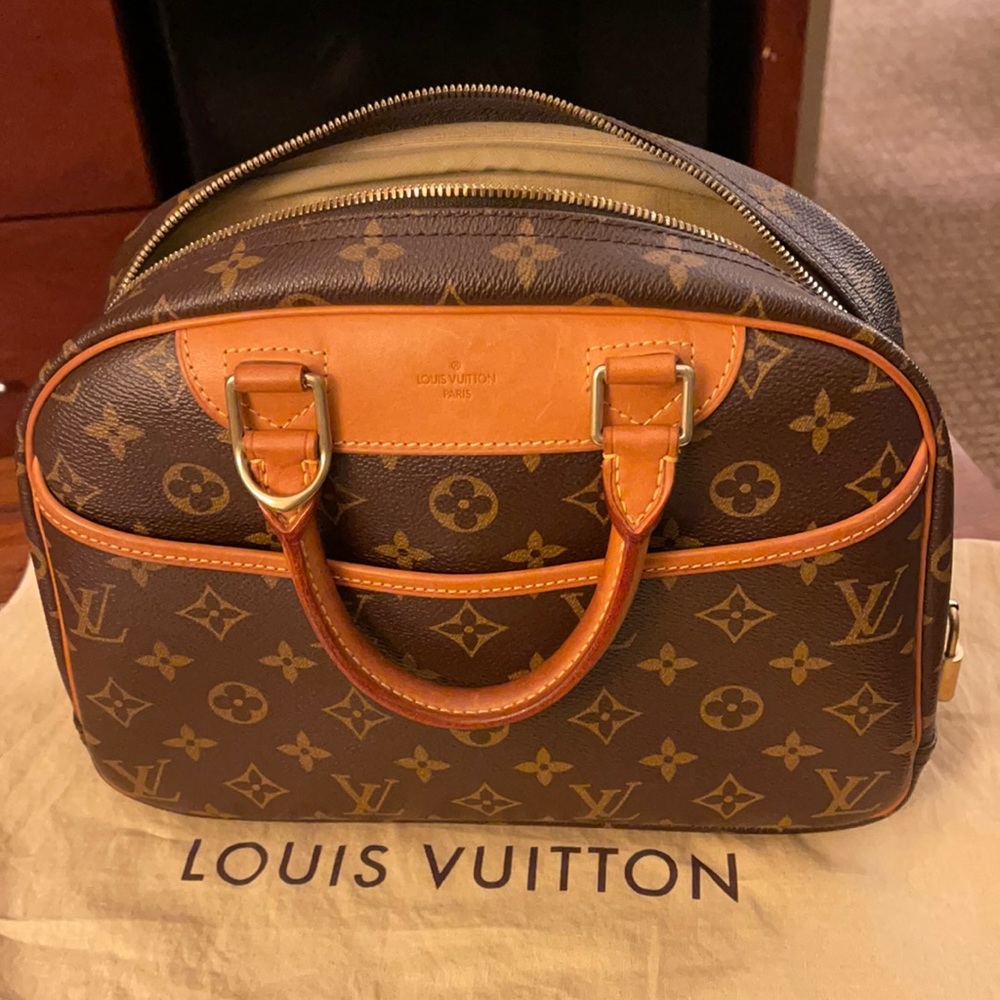 Louis Vuitton Trouvaille!Date code MI0074